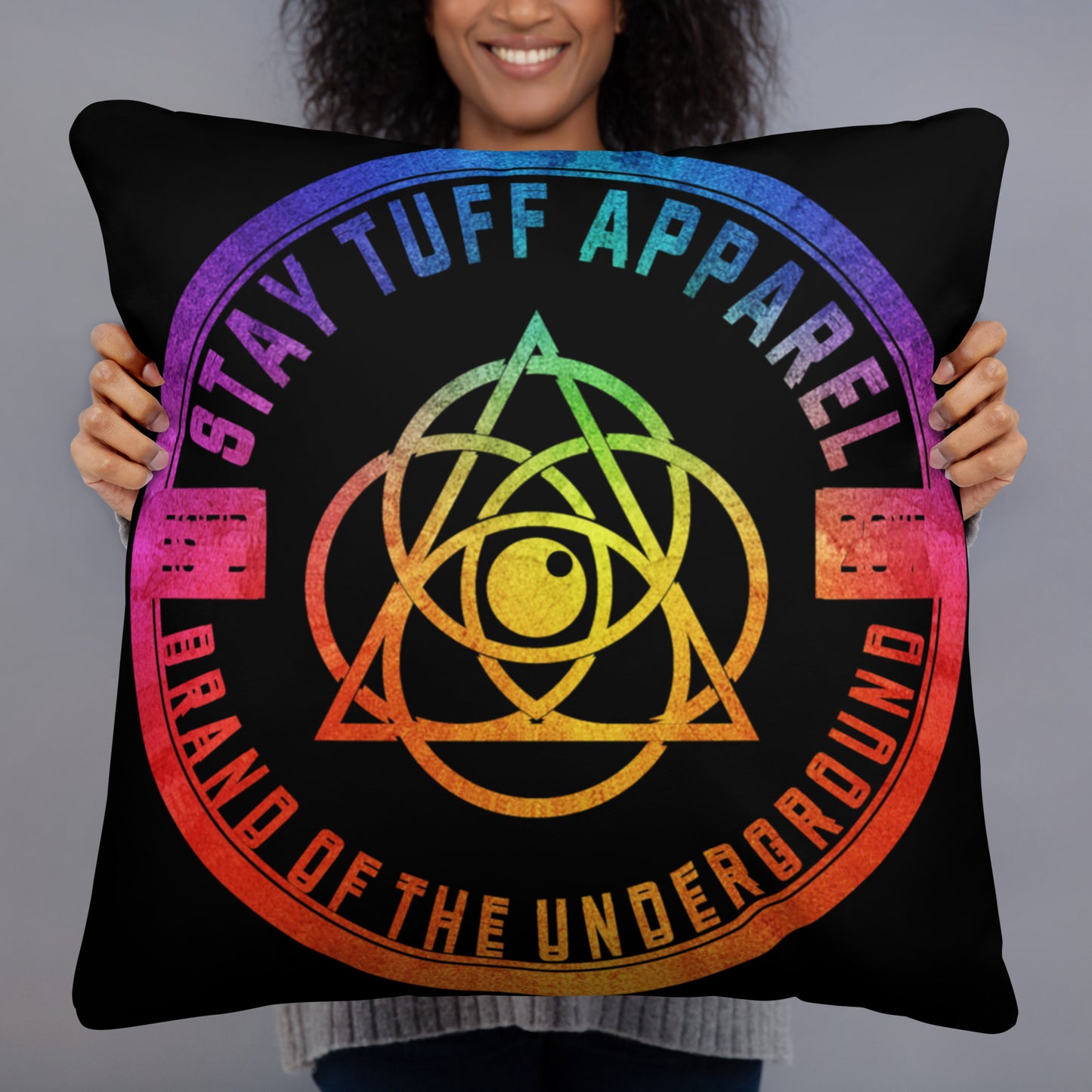 VIBRANT CIRCLES (Basic Pillow)