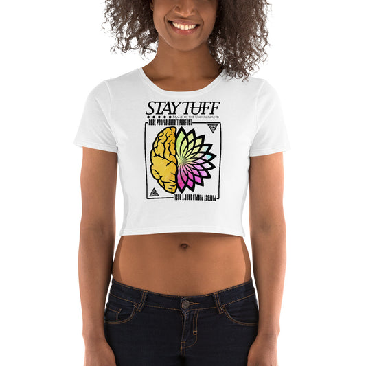 DON'T GIVE UP (Women’s Crop Tee)